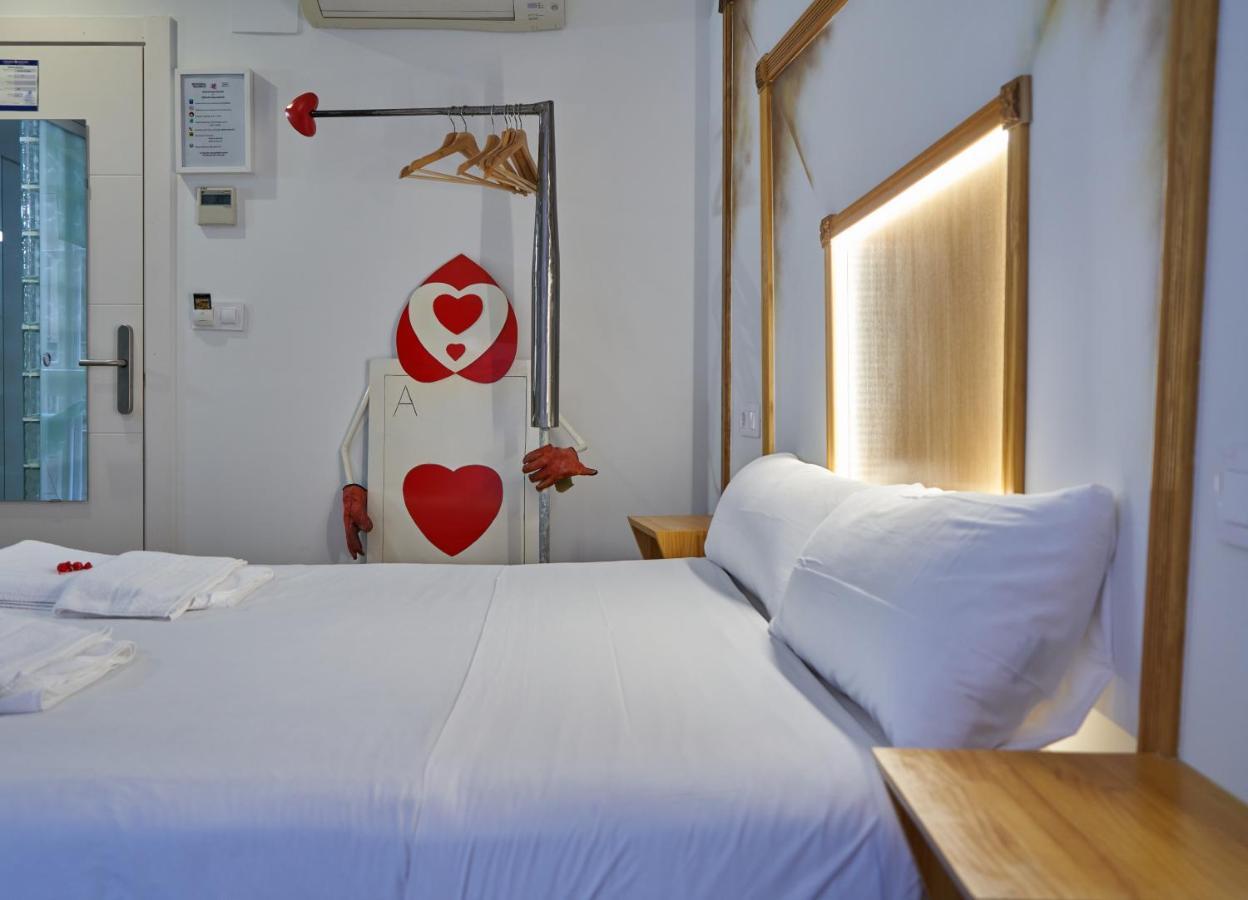 Pension Aliciazzz Bed And Breakfast بلباو المظهر الخارجي الصورة