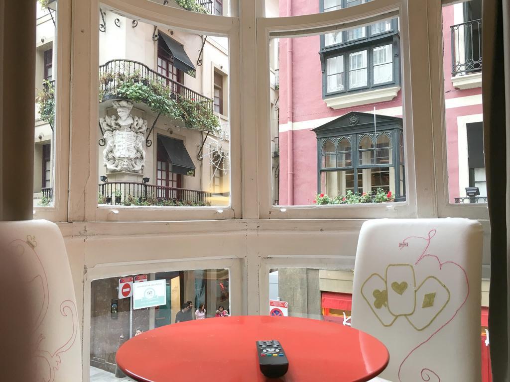 Pension Aliciazzz Bed And Breakfast بلباو المظهر الخارجي الصورة